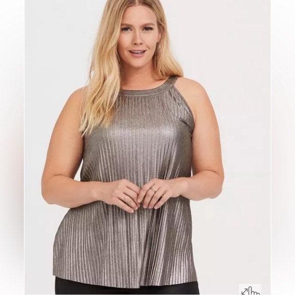 Torrid Pleated Metallic Knit High Neck Tank - Picture 1 of 8